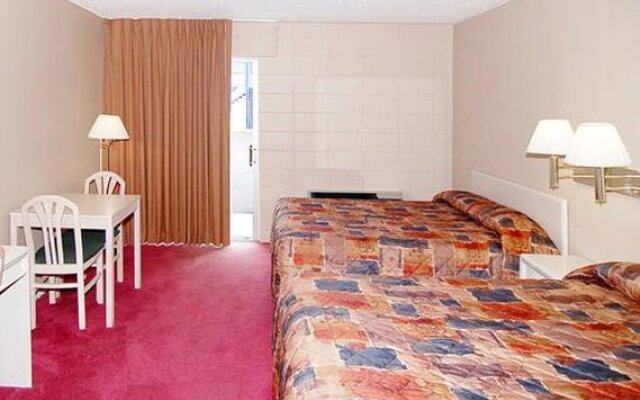 Rodeway Inn Longview