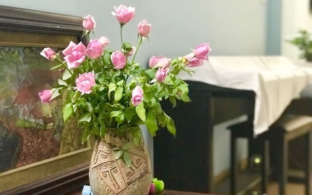 The Rose Home