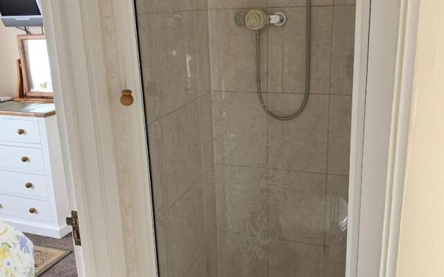 Rosevale Bed & Breakfast