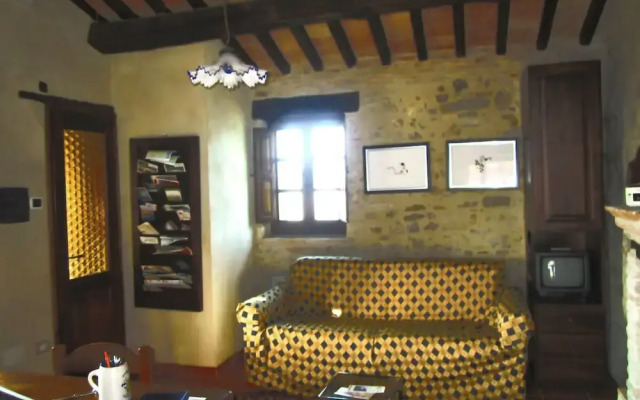 Castello di Cisterna