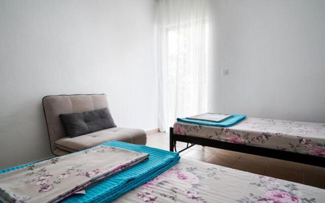 Apartment Dimitra Nea Karvali