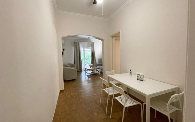 Faliro Apartments Next To The Beach