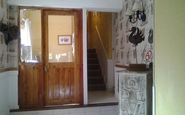 Lago Gutiérrez Lodge