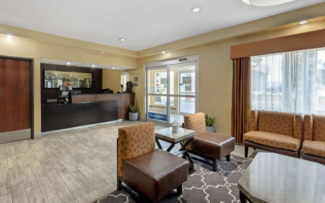 Best Western Greentree Inn & Suites
