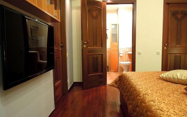 Lakshmi Apartment Ostozhenka
