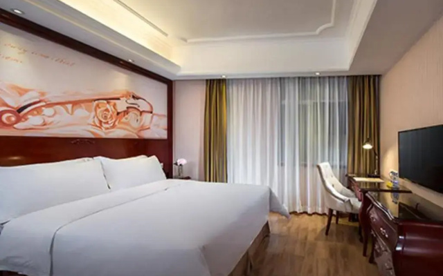 Vienna Hotel Shenzhen Guanlan Tangren Street