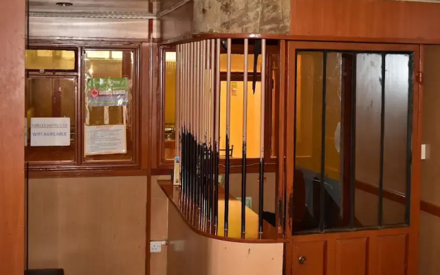 Tickles Hotel