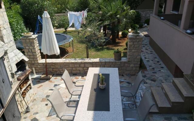 Ferienwohnung mit 2 Schlafzimmer oder Studio Apartment - Istrien-Fiorini