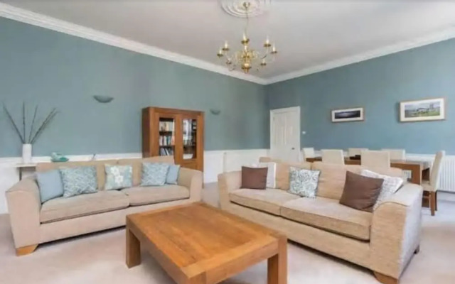 Hanover Street! Heart of the Centre 2bd/2bath