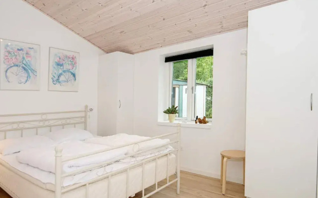 6 Person Holiday Home in Glesborg