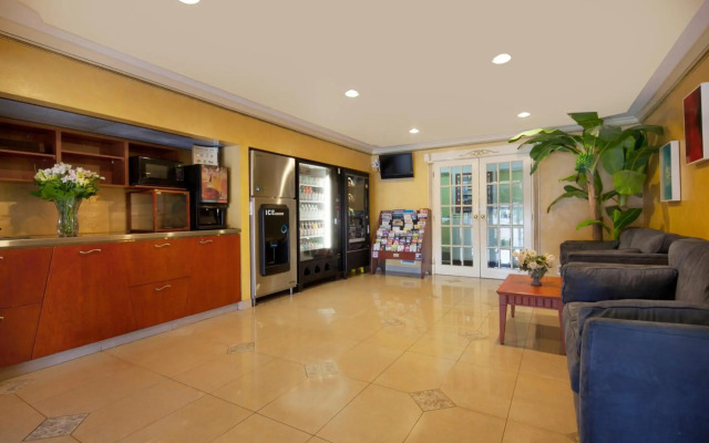 Canadas Best Value Inn Richmond Hill Toronto N
