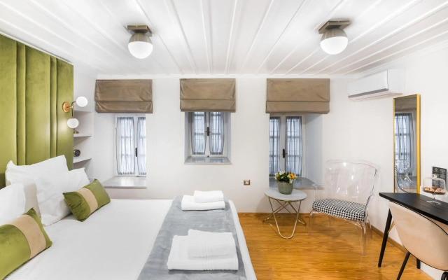 Mavrogenous Luxury Apartments