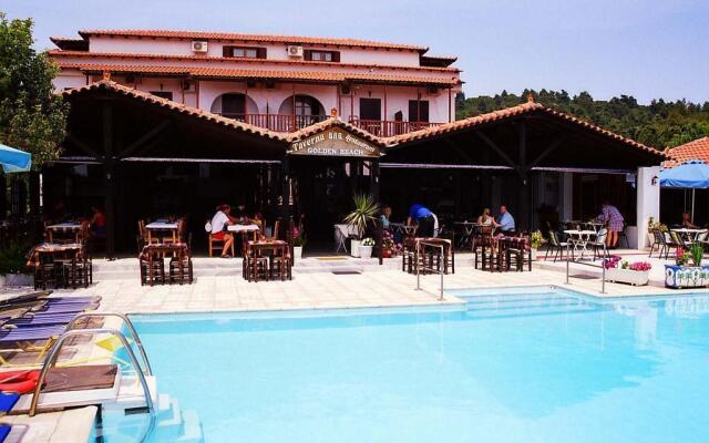Koukounaries Beach Hotel