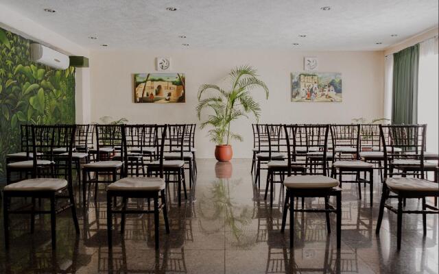 Hotel Los Aluxes