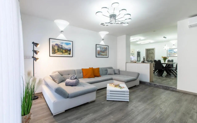 Reset Apartments