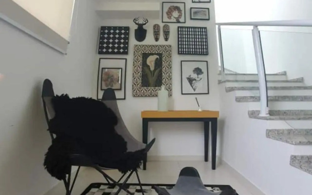 Casa com piscina e churrasqueira em Massaguaçu SP