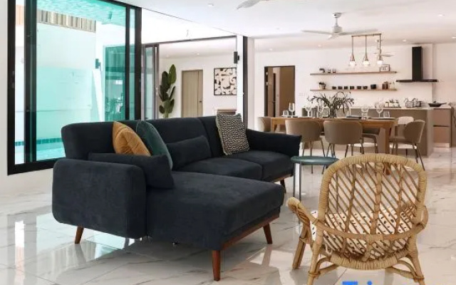 Modern Villa Breeze - 10 Minutes Walk To The Beach