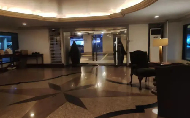 GOTOPHI at Renaissance 3000 BGC