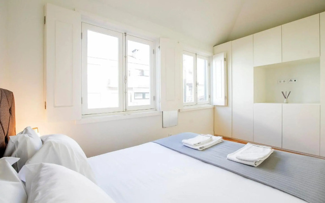 LovelyStay - Cozy 1BR in Santa Catarina w/ Balcony