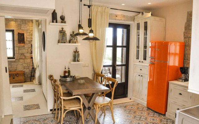 Polismata - Private Residences