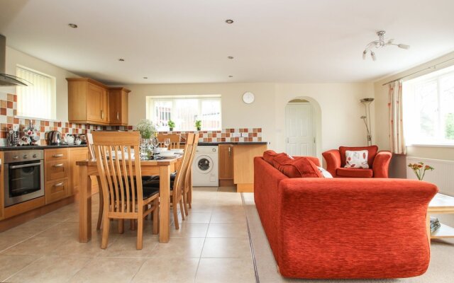 Halfpenny Cottage