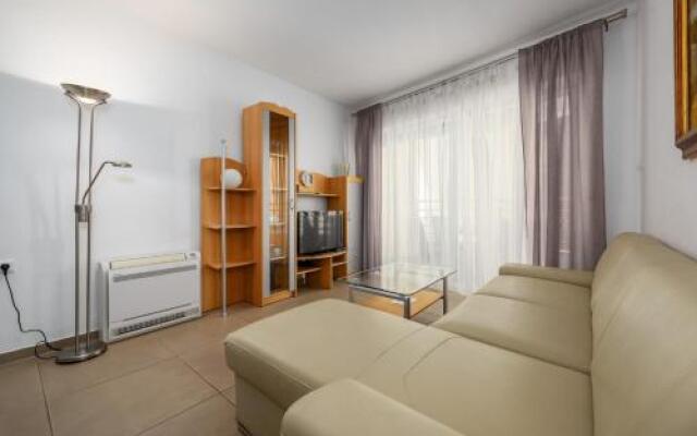 Apartments Adria