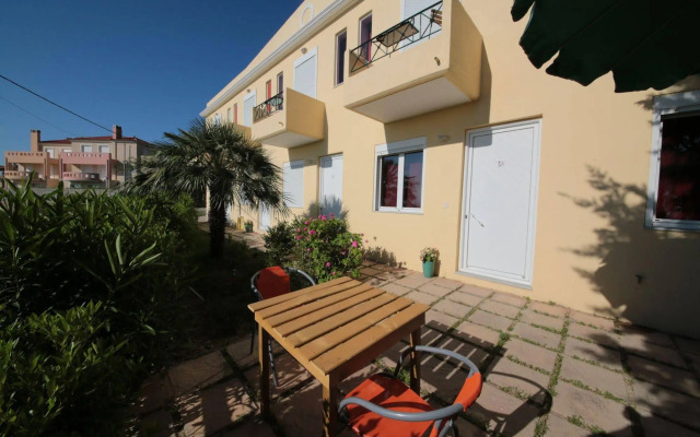 Point Twins Apartments