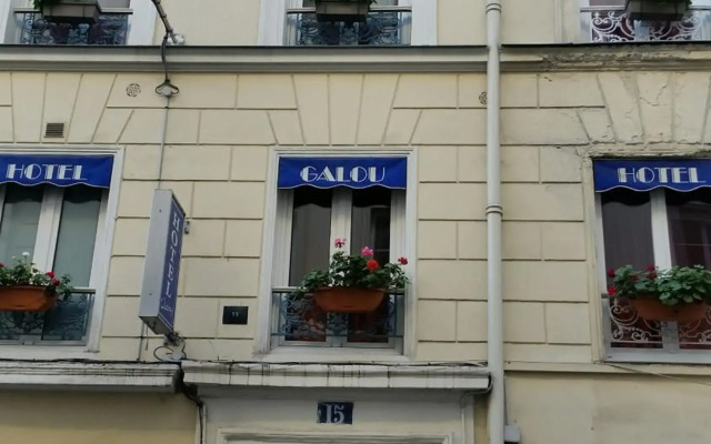 Victory Hotel Galou