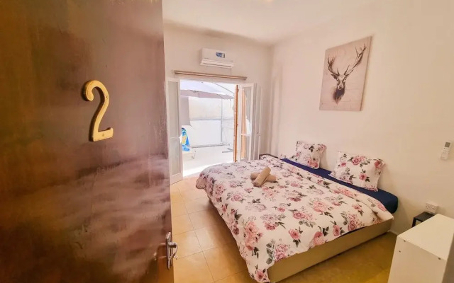 CityCenter Rooms Next to the Beach