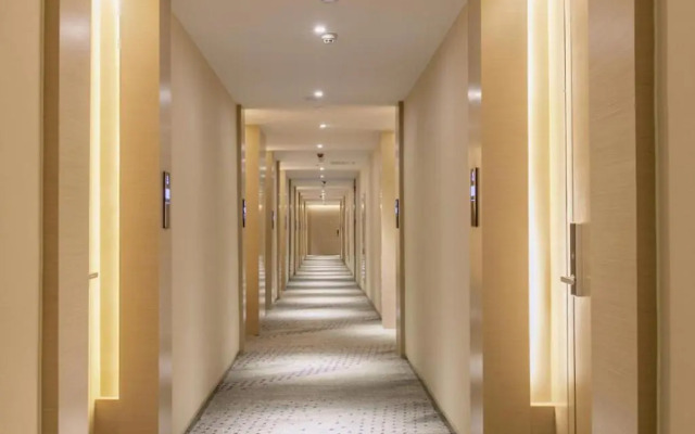 Lavande Hotel Wuxue Kanjiang Avenue