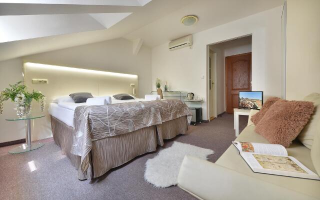 Hotel ANETTE
