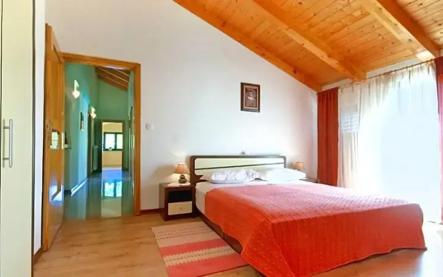 Apartment Livio 350