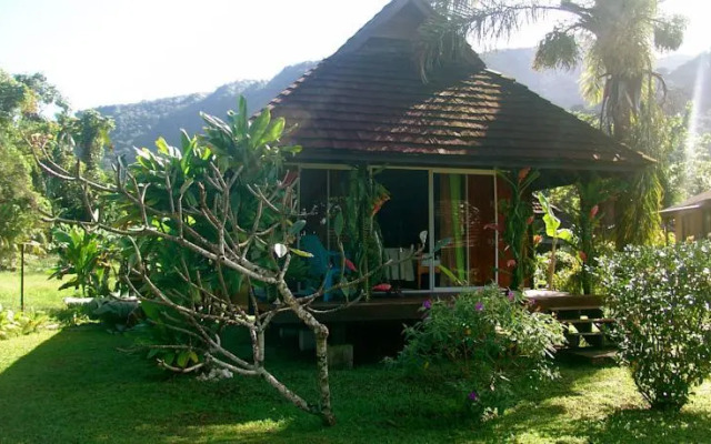 Tauhanihani Village Lodge La Vague Bleue