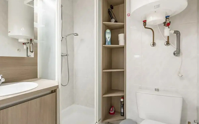 Appealing Apartment With Terrace