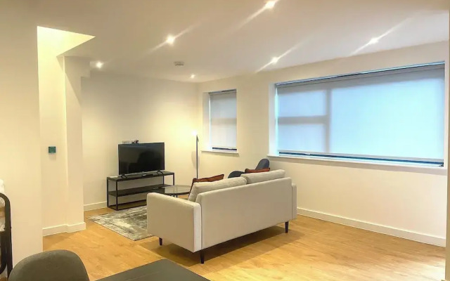Cosy Modern Townhouse, 5mins to Tube, 02, Excel