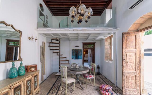 1922 Art Mansion