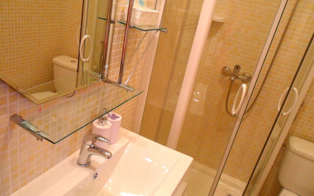 Apartments Pera