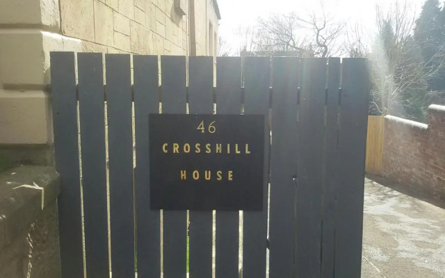 Crosshill House