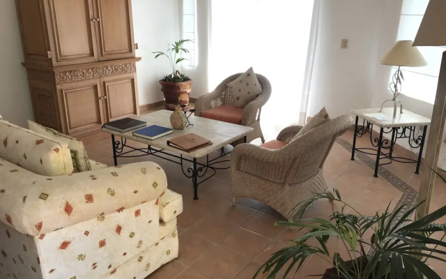 Marina Villas - Grand Isla Navidad