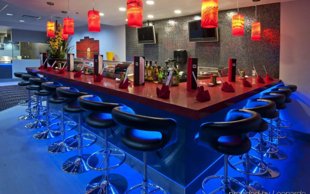 Renaissance Reno Downtown Hotel & Spa