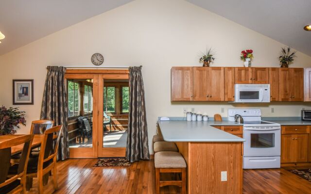 Mountain Top Lodge 4 Bedroom House