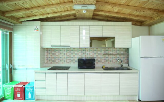 Asan Gracia Pension