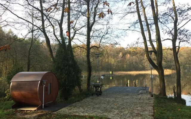 Dom nad Jeziorem Gwiazda