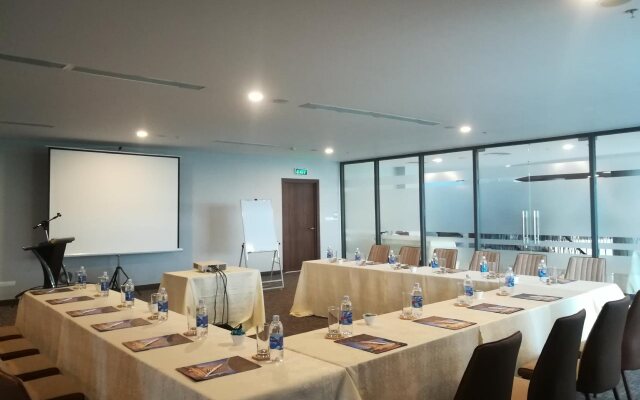 Vias Hotel Vung Tau - Transportation Included