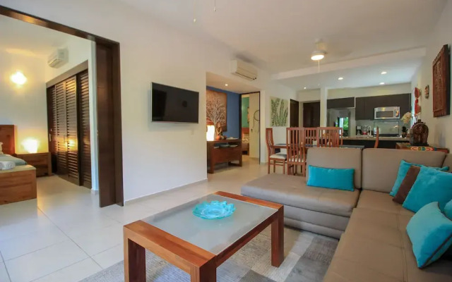 Family 2 Bedrooms Condo with Balcony and Pool Facilities