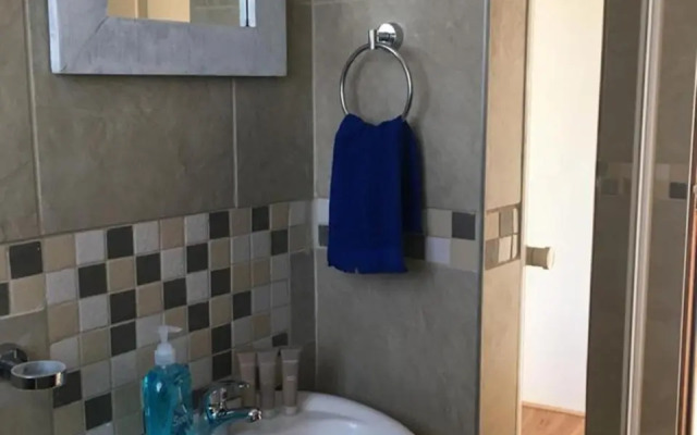 Gansbaai Self-Catering Apartment