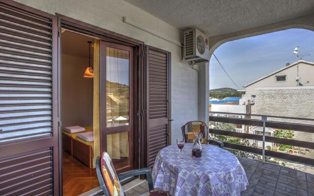 IK - SA4(2) in Jezera