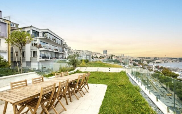 Excellent Flat w 360 Bosphorus View in Cihangir