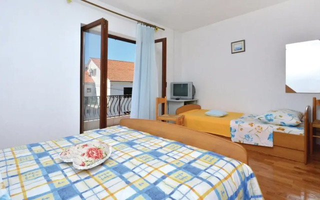 Beautiful Home in Vrboska With Wifi and 1 Bedrooms