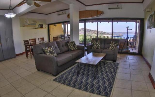 Ocean View - Fully Furnished Studio Perfect for Couple